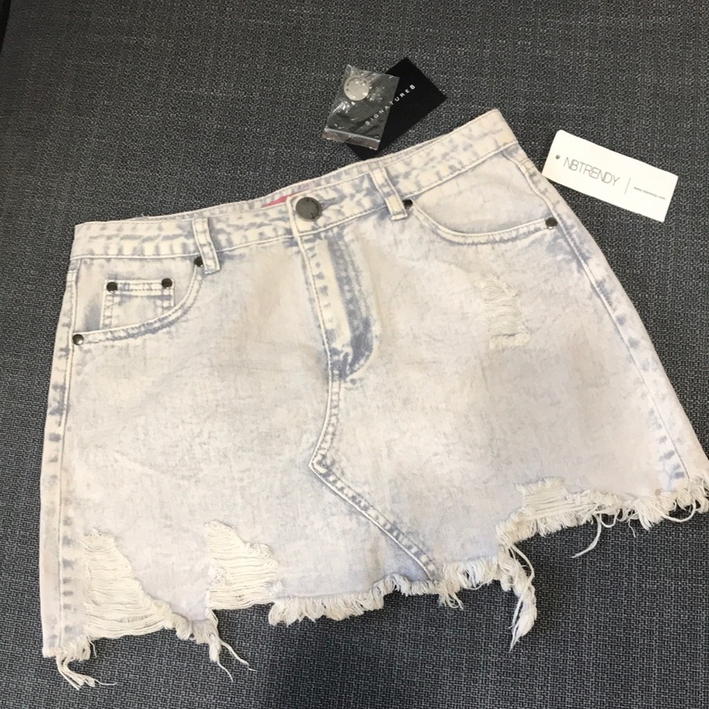 Jeans skirt; new with tags